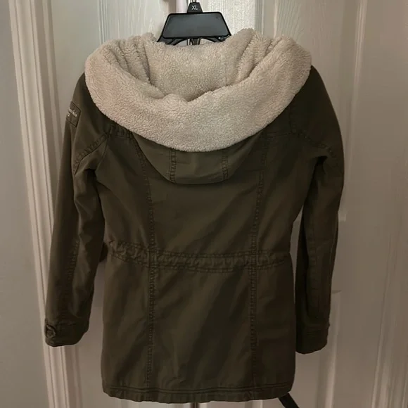 Abercrombie kids size S jacket - Picture 4 of 9